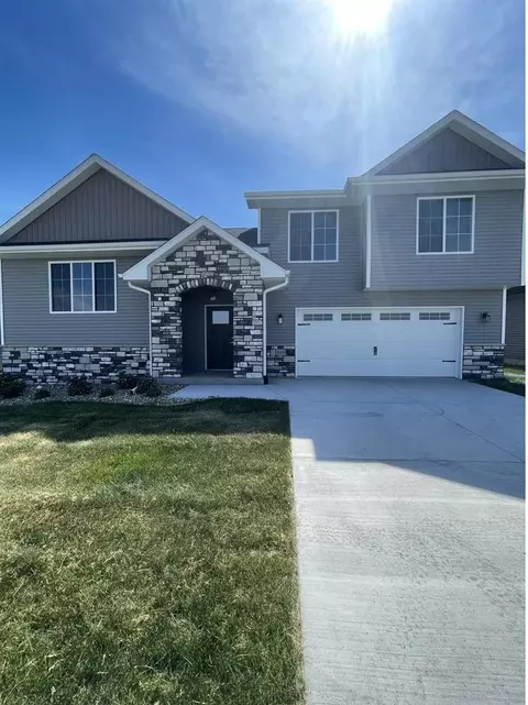 648 Aiden St, Iowa City, IA 52245