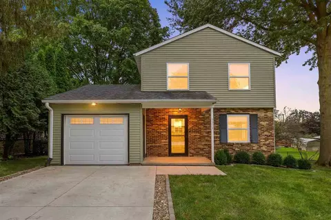 1339 E Bloomington, Iowa City, IA 52245