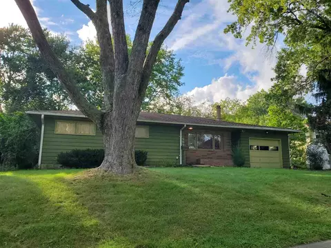 507 Meadow St, Iowa City, IA 52245