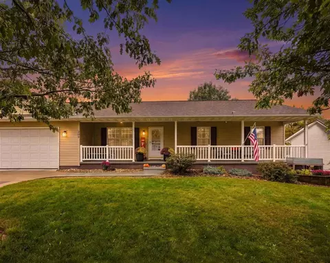 209 Agape Ave, Urbana, IA 52345