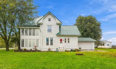 1157 Raspberry, Brighton, IA 52540