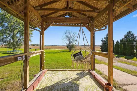 12039 Wright Rd, La Porte City, IA 50651
