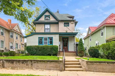 624 N Linn St, Iowa City, IA 52245