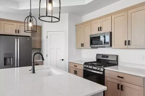 Kitchen - 1010 Linden Ln, Ely, IA 52227 photo 3 of 3