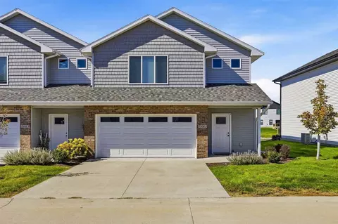 1665 Aspen Ct, North Liberty, IA 52317