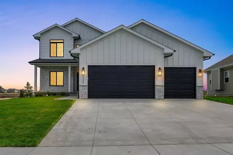 85 S Strub St, North Liberty, IA 52317