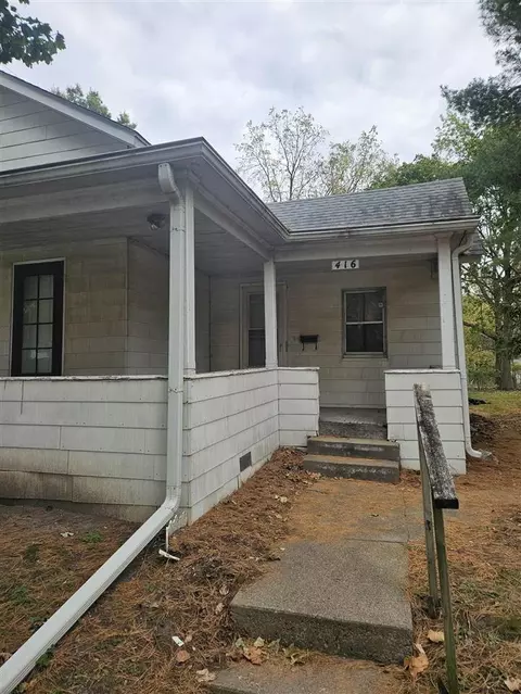 416 N Dodge, Iowacity, IA 52240