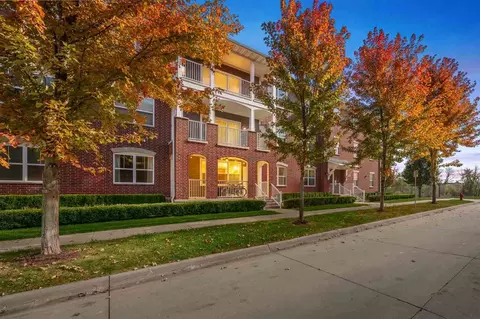 2184 Willenbrock Cir, Iowa City, IA 52245