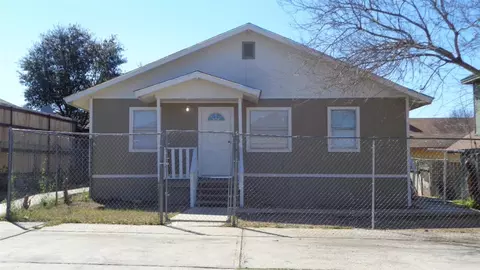 3111 Potomac Lp, Laredo, TX 78046