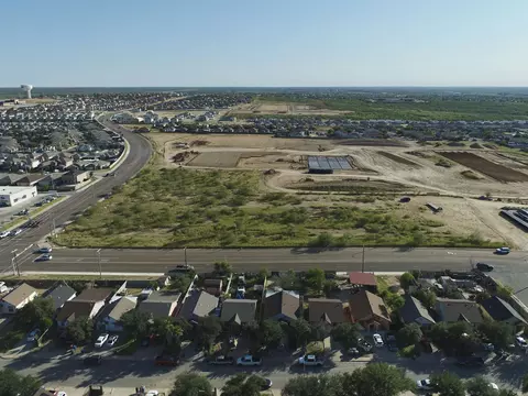 3115 Lomas Del Sur Blvd, Laredo, TX 78046 photo 1
