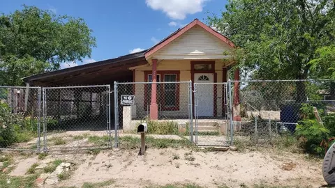 508 Gonzalez St, Laredo, TX 78040 photo 1