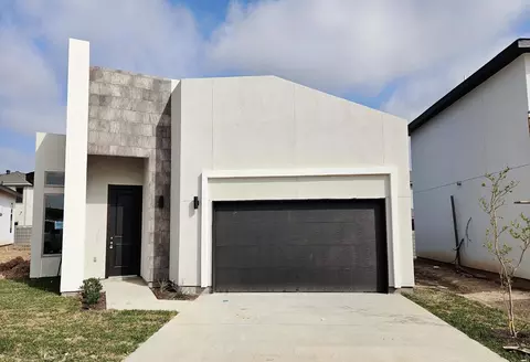 1522 Latigo Loop, Laredo, TX 78046 photo 1
