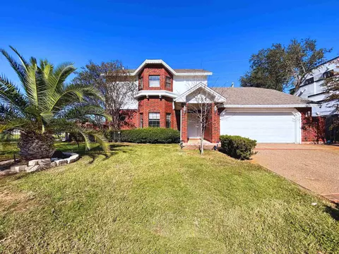 1624 Eagle Trace Dr, Laredo, TX 78045 photo 1