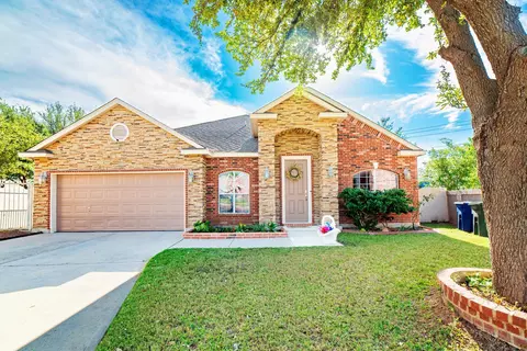 10602 Patron Lp, Laredo, TX 78045 photo 1