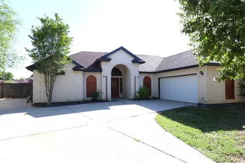 8721 Liberty Lp, Laredo, TX 78045 photo 1