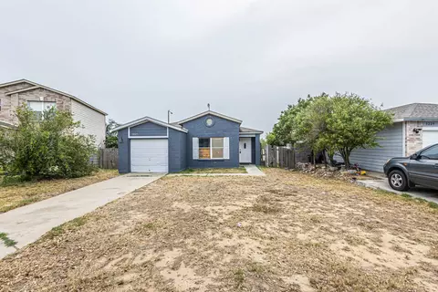3227 St Isaac Lp, Laredo, TX 78046 photo 1