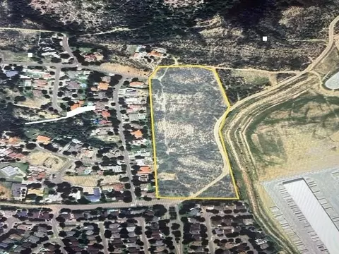 307 Muller Memorial Blvd, Laredo, TX 78045