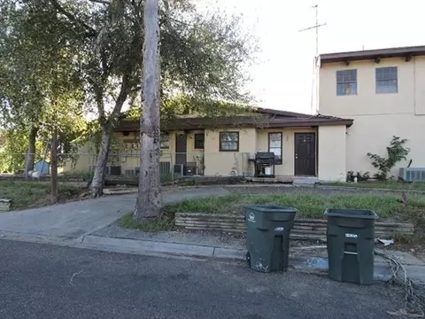 1720 Lyon St, Laredo, TX 78043