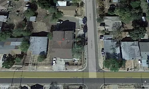 1720 Lyon St, Laredo, TX 78043 photo 10
