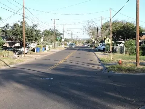 1720 Lyon St, Laredo, TX 78043 photo 6
