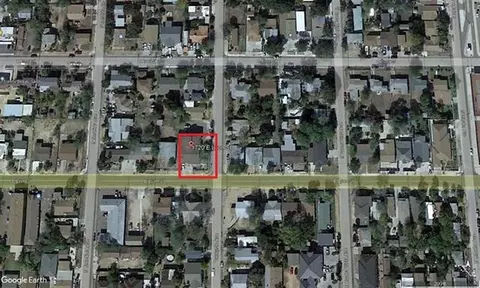 1720 Lyon St, Laredo, TX 78043 photo 9
