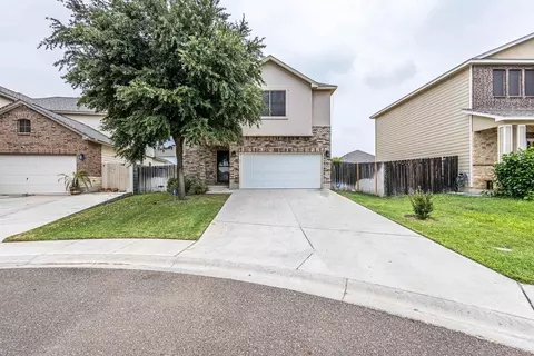 11304 Basque Dr, Laredo, TX 78045 photo 1