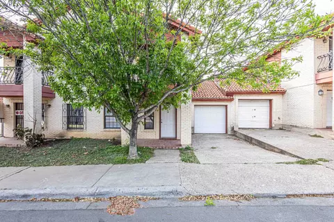 611 Prada-machin Dr #9, Laredo, TX 78046 photo 1