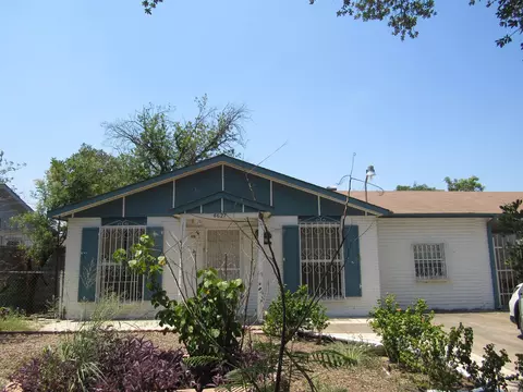 4627 Monterrey Lp, Laredo, TX 78041 photo 1