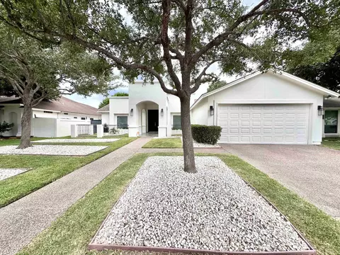 2609 Vineyard Lp, Laredo, TX 78045 photo 1