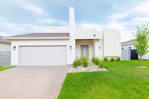 8903 Stream Ln, Laredo, TX 78045 photo 1