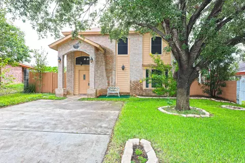 4017 Declaration Dr, Laredo, TX 78046 photo 1