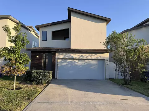 417 Deer Path Loop, Laredo, TX 78045 photo 1