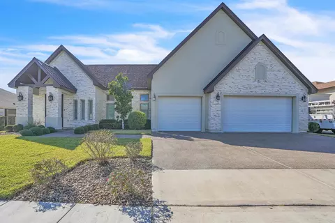 1107 Coahuila Loop, Laredo, TX 78045 photo 1