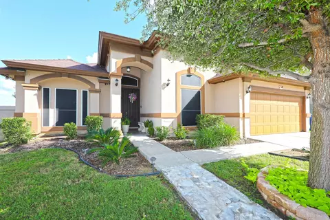 120 Michoacan Loop, Laredo, TX 78045 photo 1