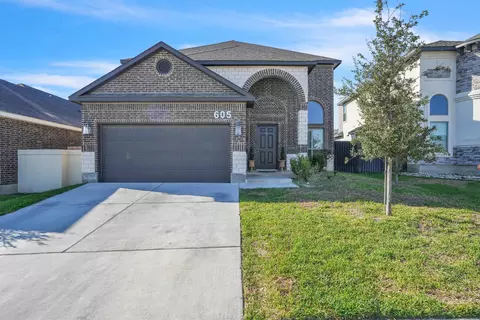 605 Alba Dr, Laredo, TX 78045 photo 1