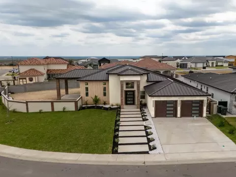 13 Finca Loop, Laredo, TX 78045 photo 1