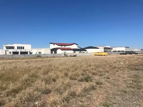 14 Cima Dr, Laredo, TX 78045 photo 1