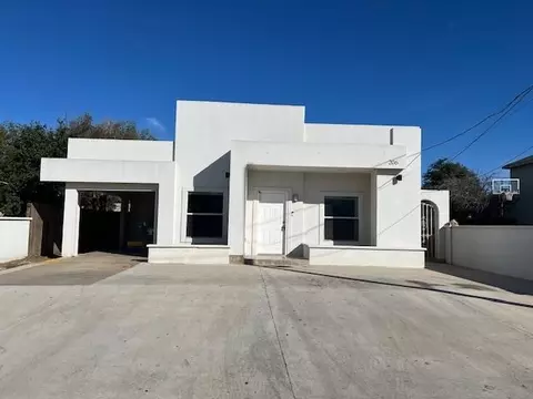 206 E Montgomery St, Laredo, TX 78040 photo 1