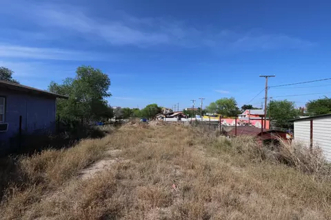 104 Zaragoza St, Laredo, TX 78040 photo 1