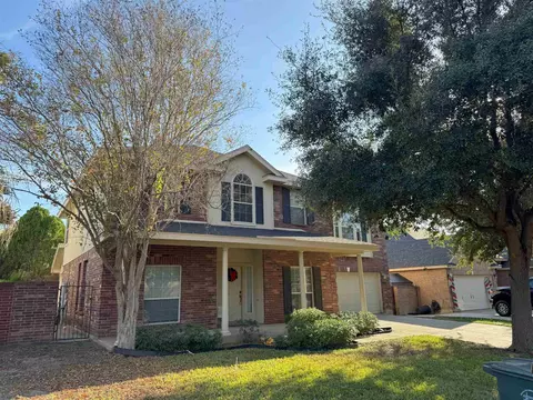 2711 Centenario Dr, Laredo, TX 78045 photo 1
