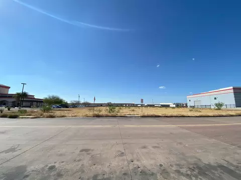 502 Crossroads St, Laredo, TX 78045