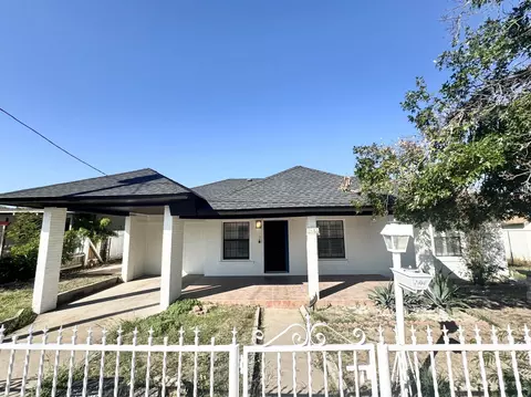 2816 Elm St, Laredo, TX 78043 photo 1