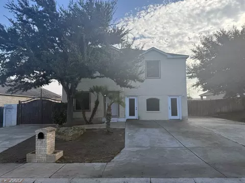 2903 Emory Lp, Laredo, TX 78043 photo 1