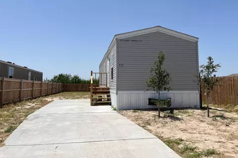 122 Cutleaf Ct, Laredo, TX 78046 photo 1