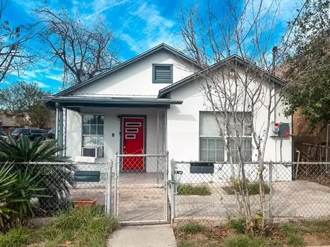 414 Houston St #FRONT/REAR, Laredo, TX 78040