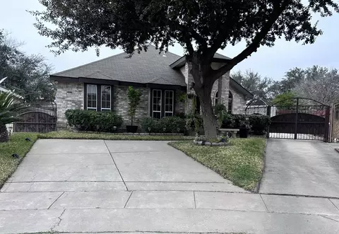 3312 Aberdeen, Laredo, TX 78045 photo 1