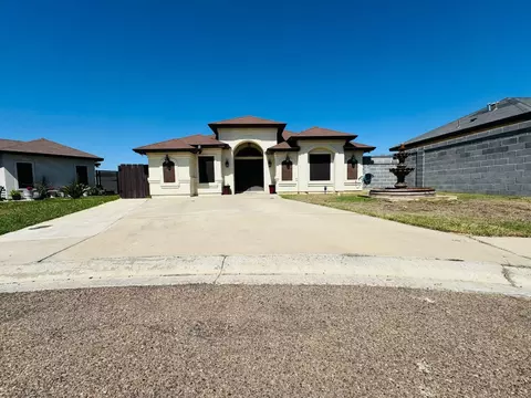 5406 Waco Ct, Laredo, TX 78046 photo 1