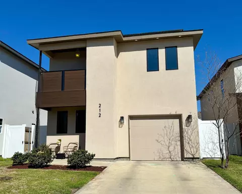 212 Deer Path Loop, Laredo, TX 78045 photo 1