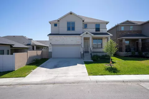 1423 Ocaso Dr, Laredo, TX 78045