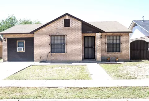9633 Partridge Lp, Laredo, TX 78045 photo 1